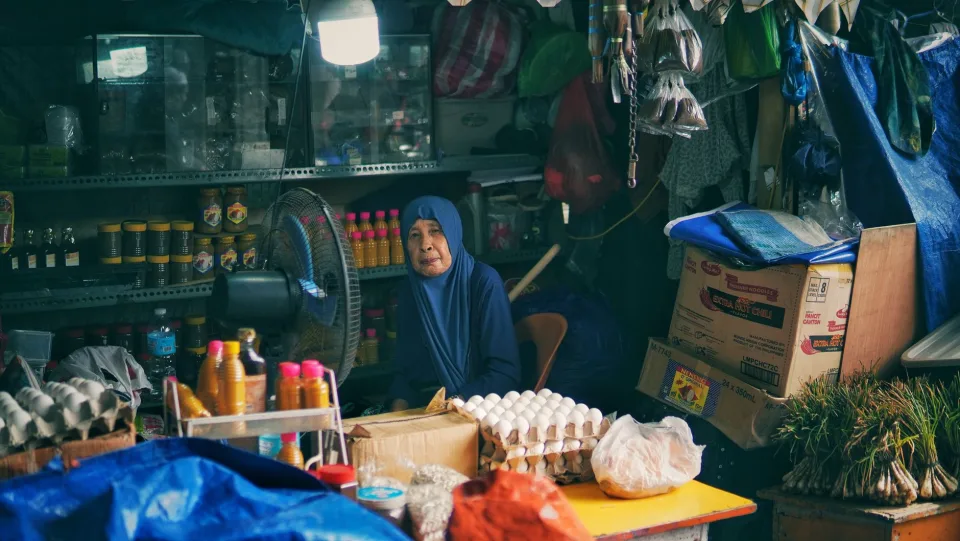 Kệ rau củ mới bày